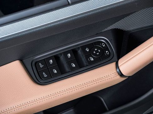 New 2026 Porsche Cayenne image 26