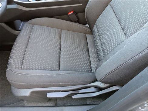 New 2026 Chevrolet Equinox LT image 4