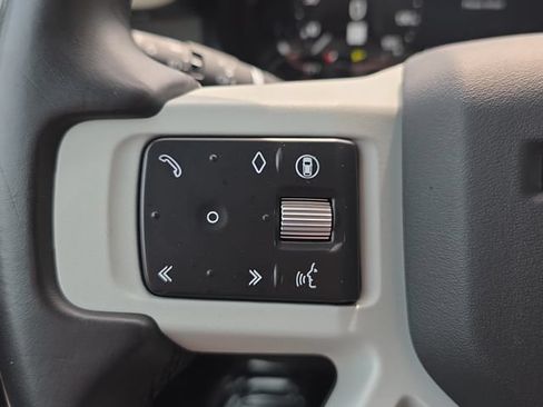 Used 2024 Land Rover Defender 110 S AWD/4WD image 16