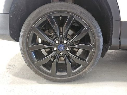 Used 2017 Ford Escape Titanium AWD/4WD image 28