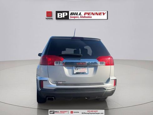 Used 2017 GMC Terrain SLE image 4