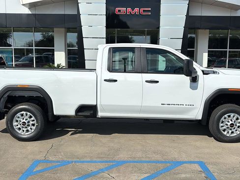 New 2026 GMC Sierra 2500 Pro image 9