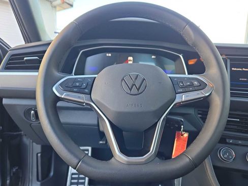 Used 2024 Volkswagen Jetta Sport image 28