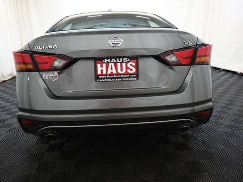 Used 2019 Nissan Altima 2.5 SL FWD image 15