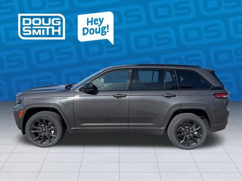 Used 2024 Jeep Grand Cherokee Limited 4xe AWD/4WD image 2
