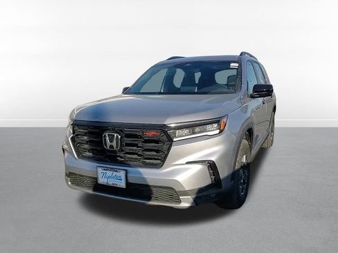 New 2025 Honda Pilot TrailSport image 22
