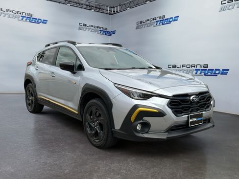 Used 2024 Subaru Crosstrek 2.5i Sport w/ Crosstrek Mirror Package AWD/4WD image 3