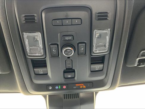 Used 2024 Chevrolet Tahoe High Country image 27