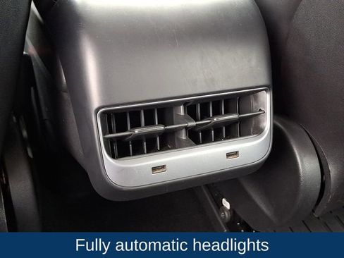 Used 2018 Tesla Model 3 Long Range image 12