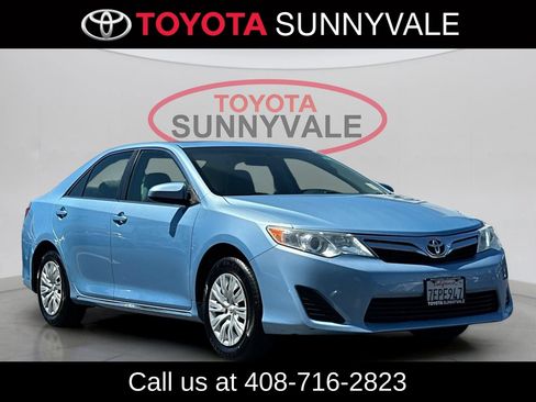 Used 2014 Toyota Camry LE FWD image 10