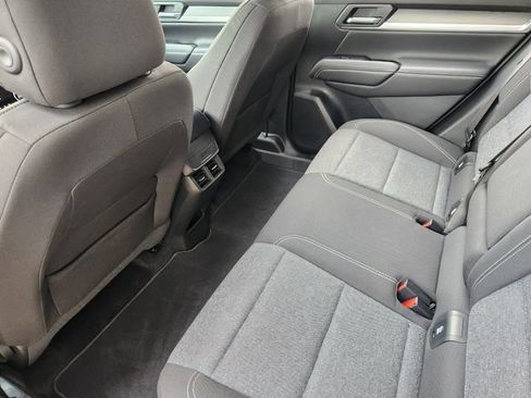 Used 2025 GMC Terrain Elevation w/ Technology Package II AWD/4WD image 30