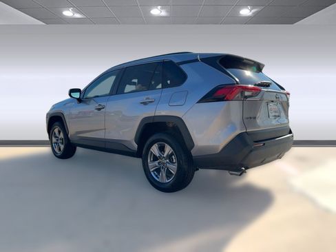 Used 2024 Toyota RAV4 XLE image 3