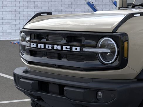 New 2026 Ford Bronco Outer Banks w/ Sasquatch Package image 22