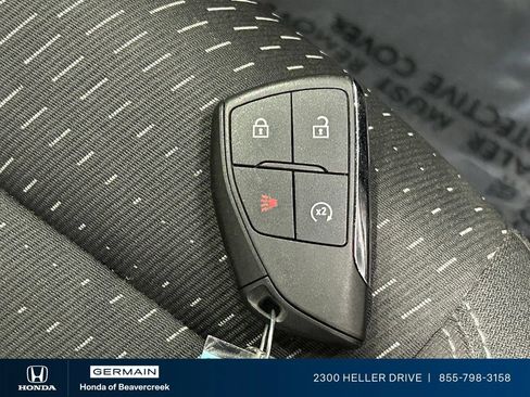 Used 2025 Chevrolet Equinox LT AWD/4WD image 30