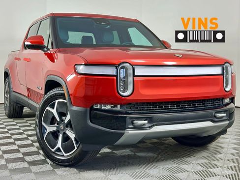 Used 2024 Rivian R1T Adventure image 1