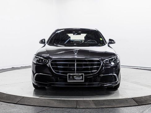 Used 2023 Mercedes-Benz S 580e 4MATIC Sedan image 2
