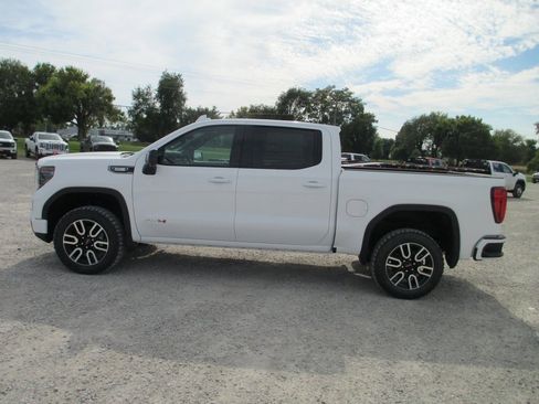 New 2026 GMC Sierra 1500 AT4 w/ AT4 Premium Package image 9