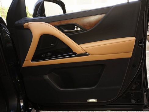 Used 2026 Lexus LX 600 4WD w/ Accessory Package (2T) image 29