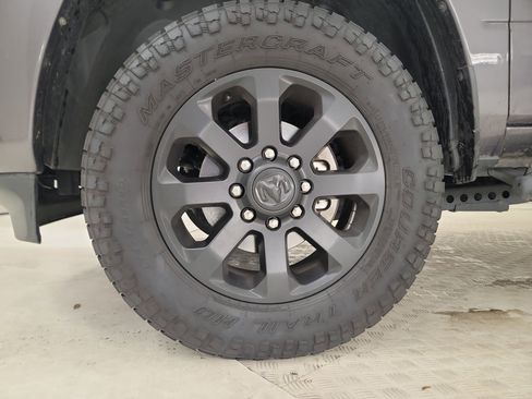 Used 2020 RAM 2500 Lone Star w/ Night Edition AWD/4WD image 8