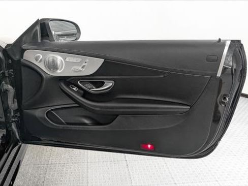Used 2018 Mercedes-Benz C 300 4MATIC Cabriolet image 18
