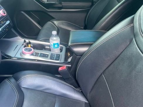 Used 2022 Ford Explorer ST w/ Equipment Group 401A RWD image 9