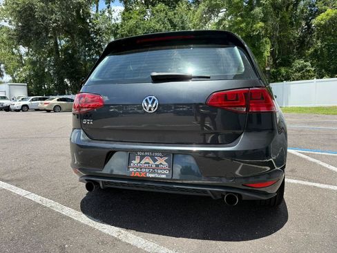 Used 2015 Volkswagen Golf 4-Door FWD image 4