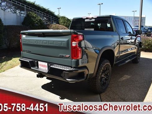 New 2026 Chevrolet Silverado 1500 ZR2 image 10