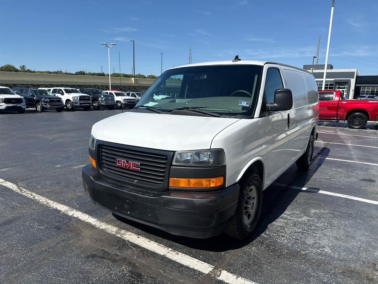 Used 2020 GMC Savana 2500 RWD image 4
