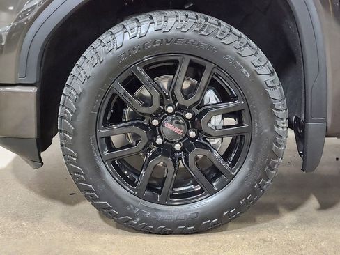 Used 2021 GMC Sierra 1500 Elevation w/ Preferred Package image 28