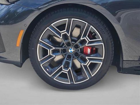 New 2026 BMW i5 M60 w/ Executive Package AWD/4WD image 17