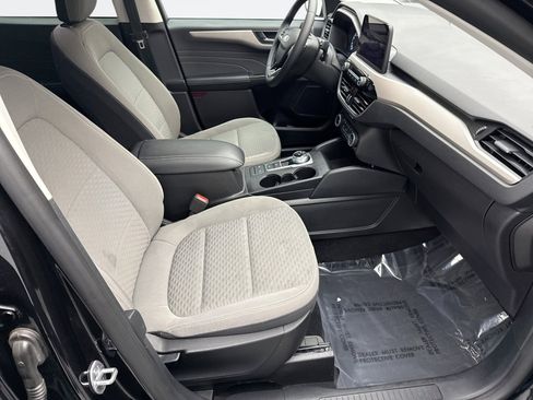 Used 2022 Ford Escape SE w/ Convenience Package image 16