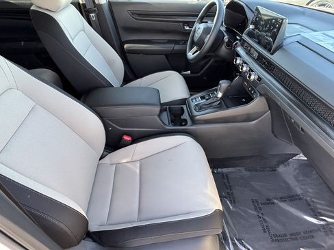Used 2026 Honda CR-V EX image 9