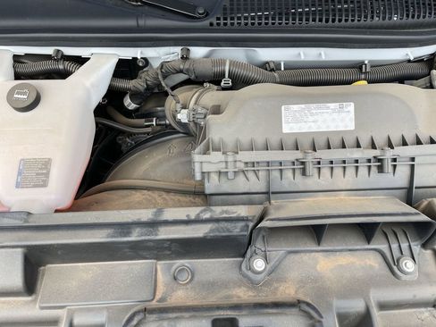 New 2025 GMC Savana 2500 Extended w/ Driver Convenience Package image 30