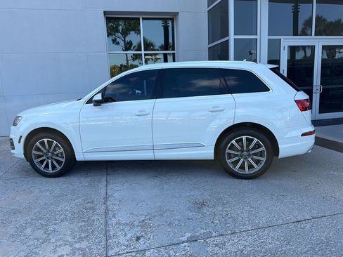 Used 2017 Audi Q7 2.0T Premium Plus w/ Premium Plus Package AWD/4WD image 2