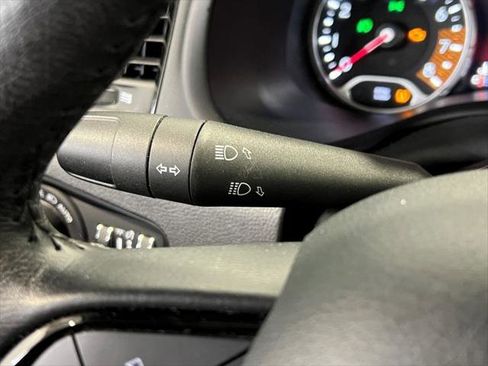 Certified 2022 Jeep Renegade Altitude w/ Sun/Sound Group image 42