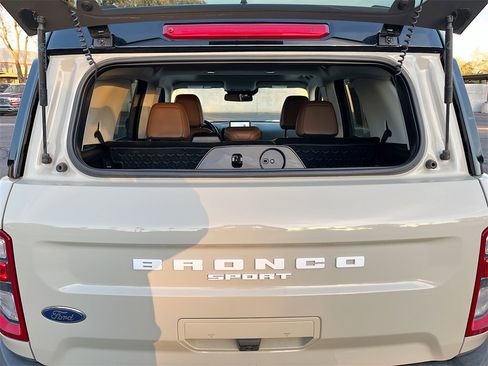 Used 2024 Ford Bronco Sport Badlands w/ Premium Package image 35