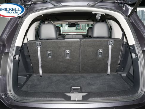 Certified 2023 Honda Pilot Touring image 10