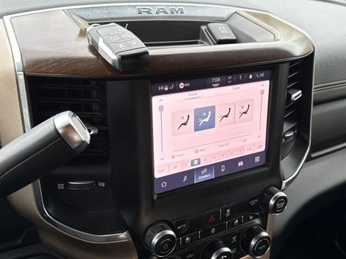 Used 2022 RAM 2500 Laramie image 30