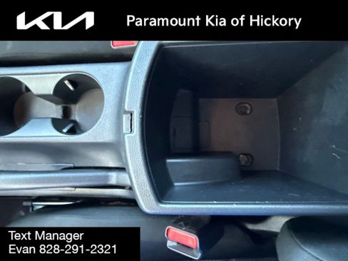Used 2023 Kia Soul LX FWD image 23