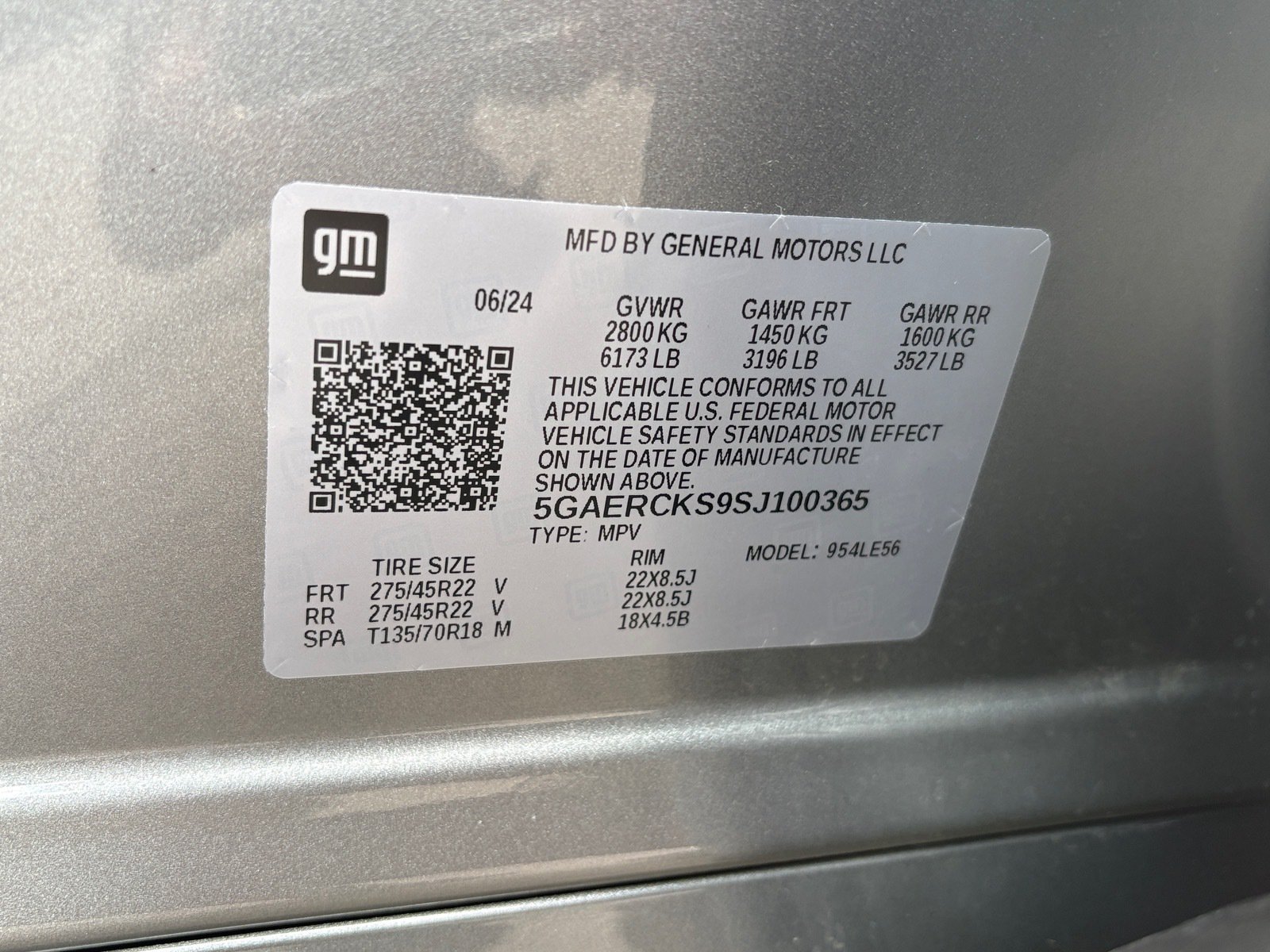 Used 2025 Buick Enclave Avenir w/ Super Cruise Package FWD image 34