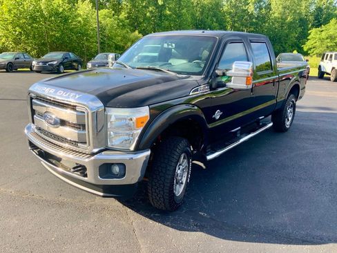 Used 2015 Ford F250 Lariat w/ Lariat Interior Package AWD/4WD image 5