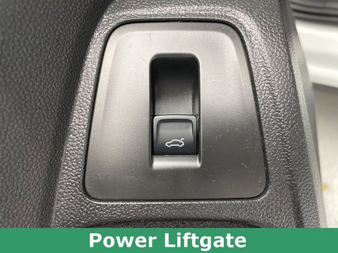 Used 2022 Volkswagen Tiguan SE R-Line image 22