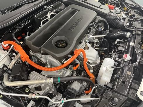Certified 2025 Honda Civic Sport image 10