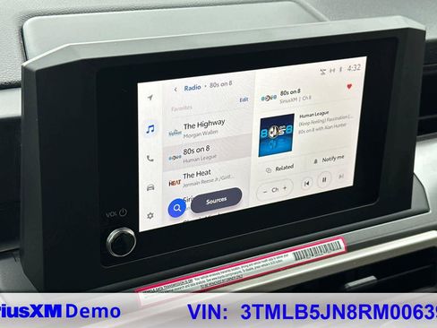 Used 2024 Toyota Tacoma TRD Sport image 27