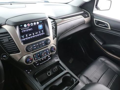 Used 2018 GMC Yukon Denali w/ Open Road Package AWD/4WD image 27