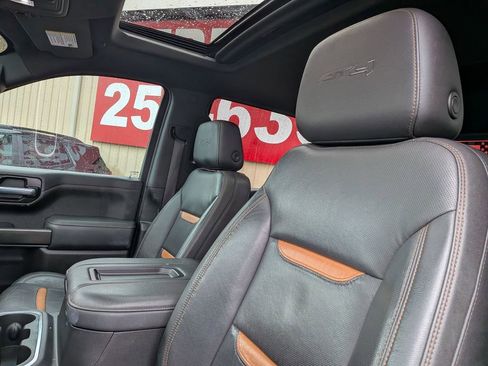 Certified 2021 GMC Sierra 1500 AT4 w/ AT4 Premium Package image 13