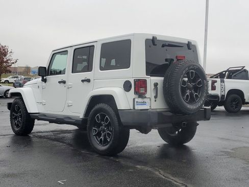 Used 2018 Jeep Wrangler Unlimited Altitude image 5