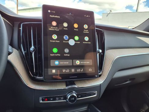 New 2026 Volvo XC60 B5 Plus w/ Protection Package Premier image 15