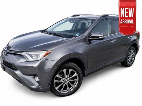 Used 2018 Toyota RAV4 Limited FWD image 1