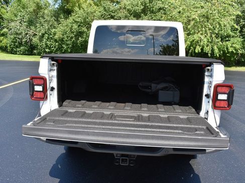Used 2021 Jeep Gladiator Overland w/ Popular Equipment Package AWD/4WD image 30